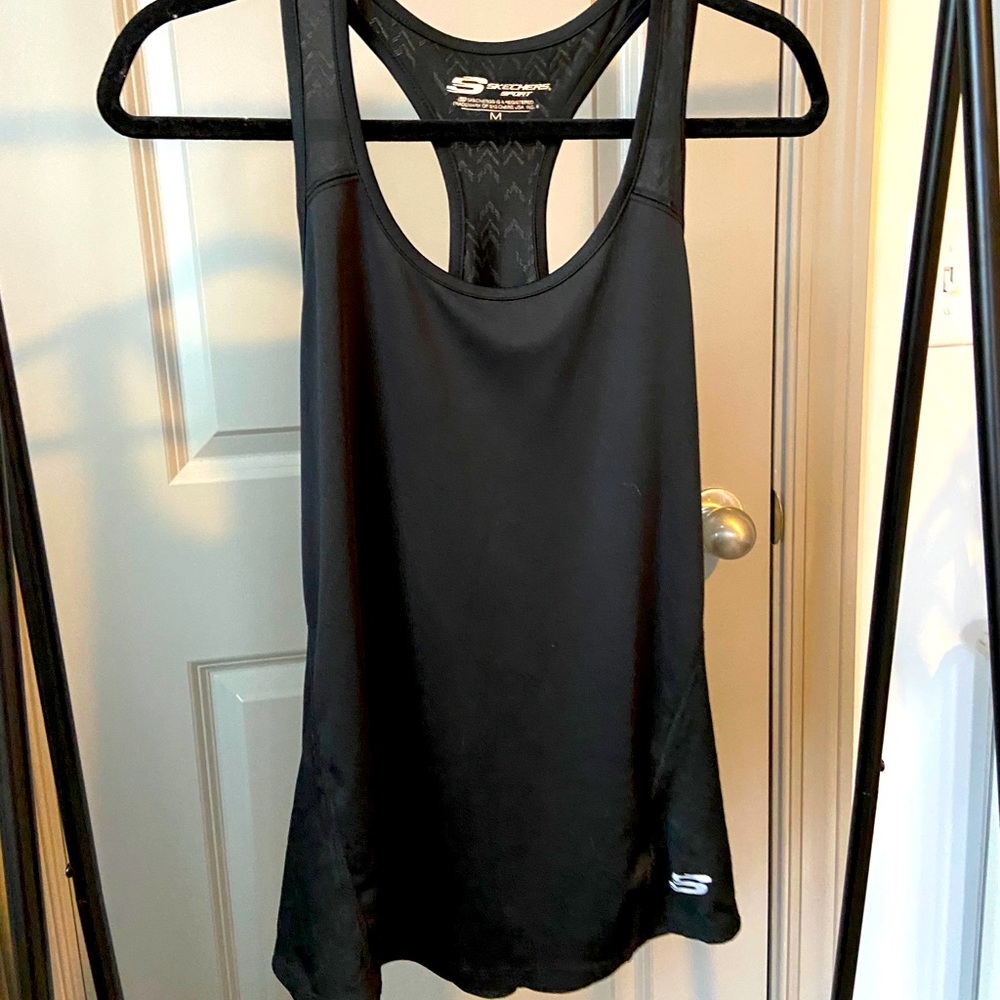 Sketchers Athletic Top